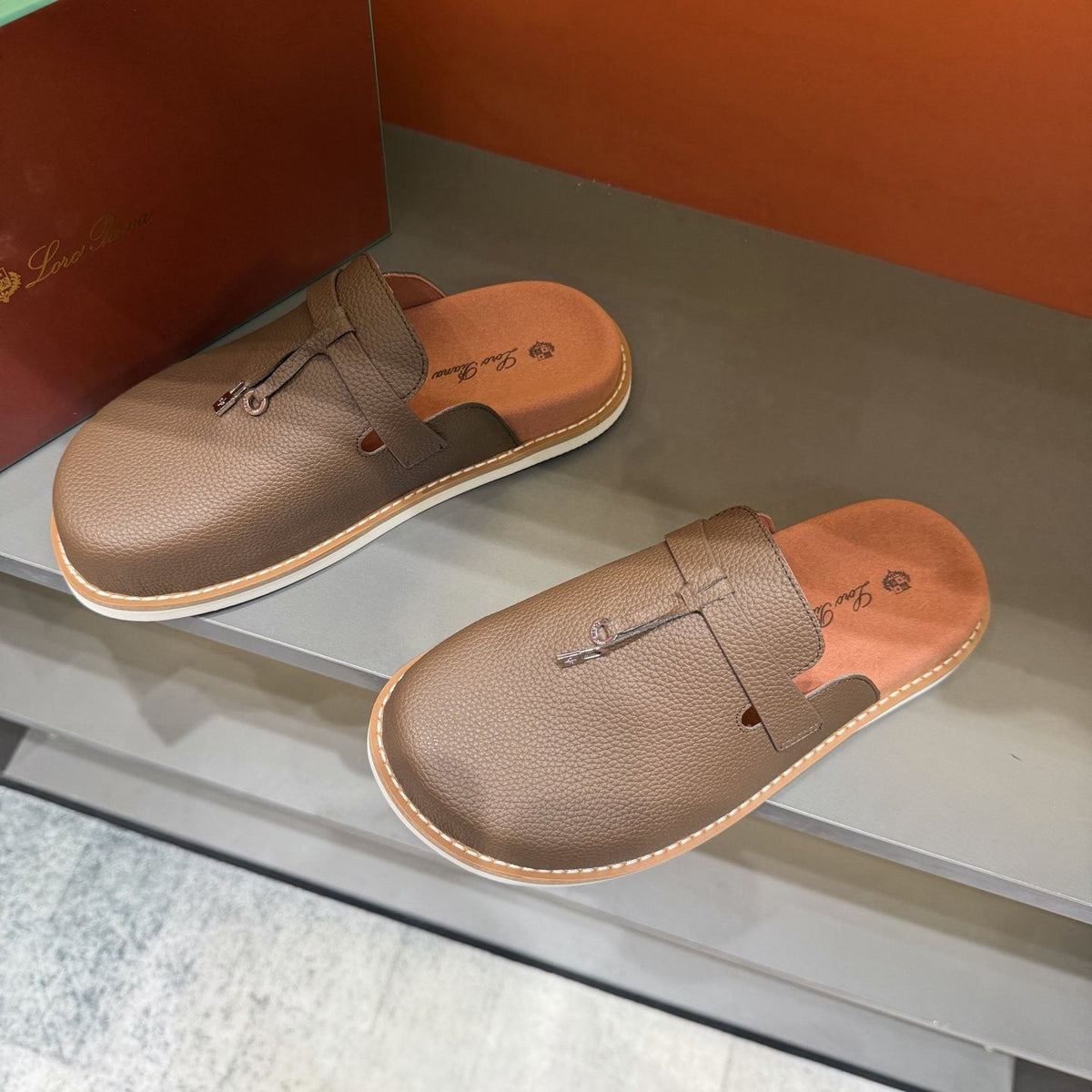 Textured Tassel Mule Loafers